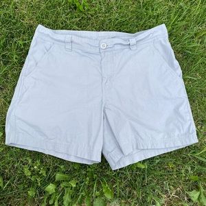 Women’s Columbia sportswear shorts grey sz 34